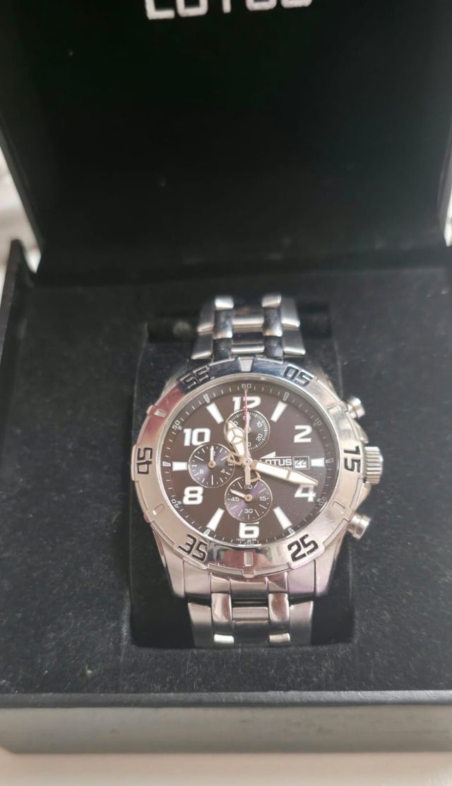 Reloj Lotus caballero