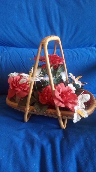Centro mesa bambú flores y pajaritos