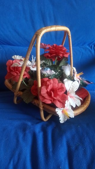 Centro mesa bambú flores y pajaritos