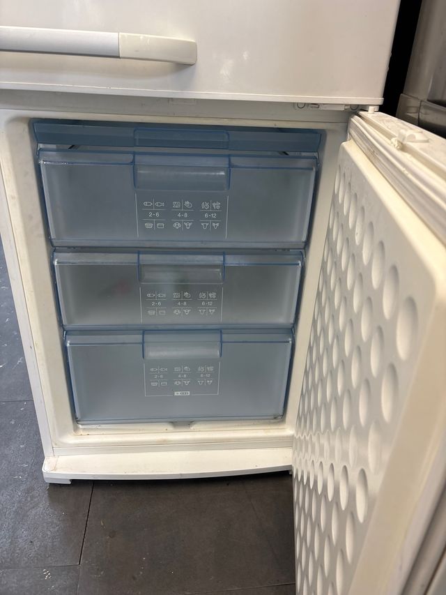 Nevera Bosch 185"x60 - Blanco