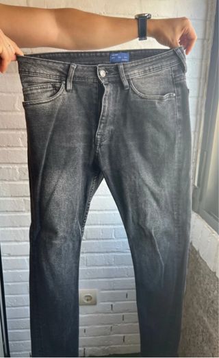 Vaqueros Zara negros