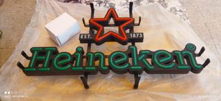 Cartel Neon Heineken "SE CAMBIA O SE VENDE"