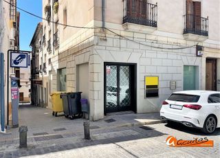 Local comercial en venta en Archidona