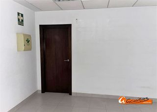 Local comercial en venta en Archidona