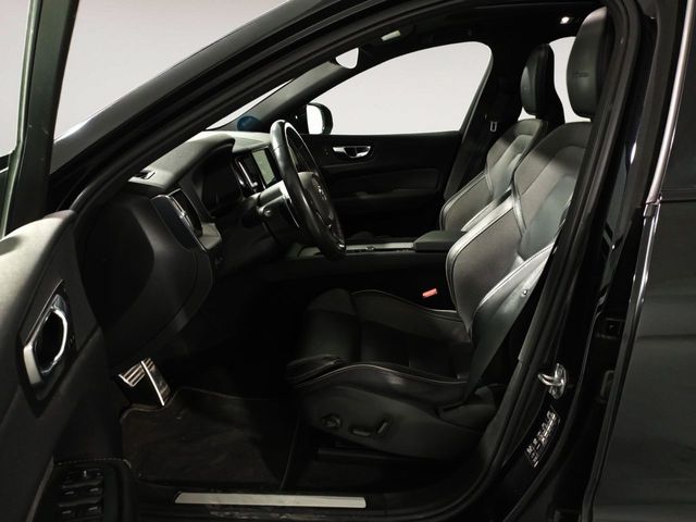 Volvo XC60 T8 R Design PHEV AWD