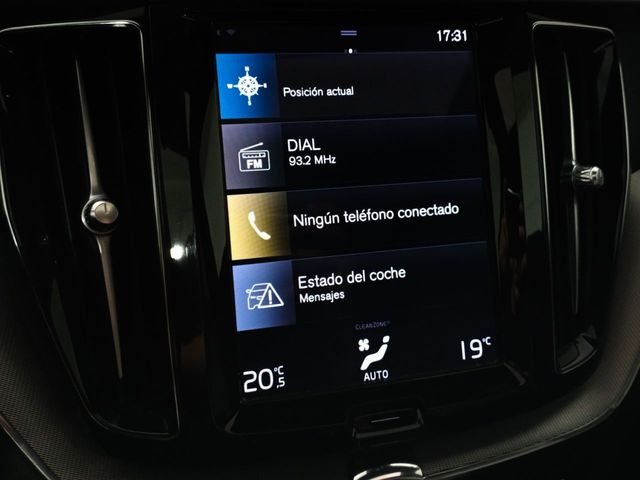 Volvo XC60 T8 R Design PHEV AWD
