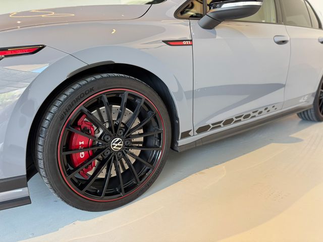 GOLF GTI CLUBSPORT 45 ANIV AKRAPOVIC TECHO