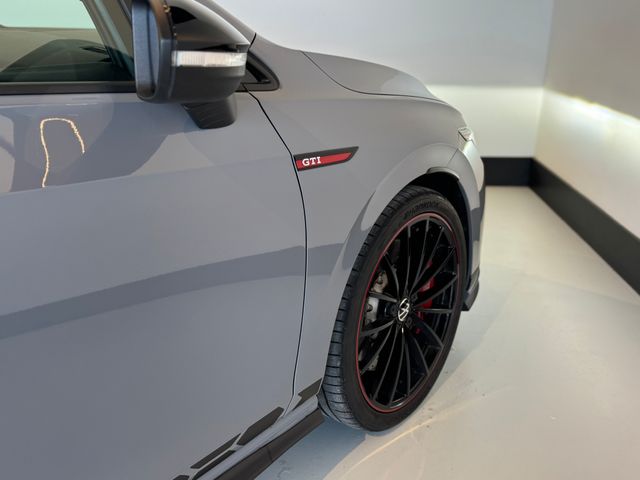 GOLF GTI CLUBSPORT 45 ANIV AKRAPOVIC TECHO