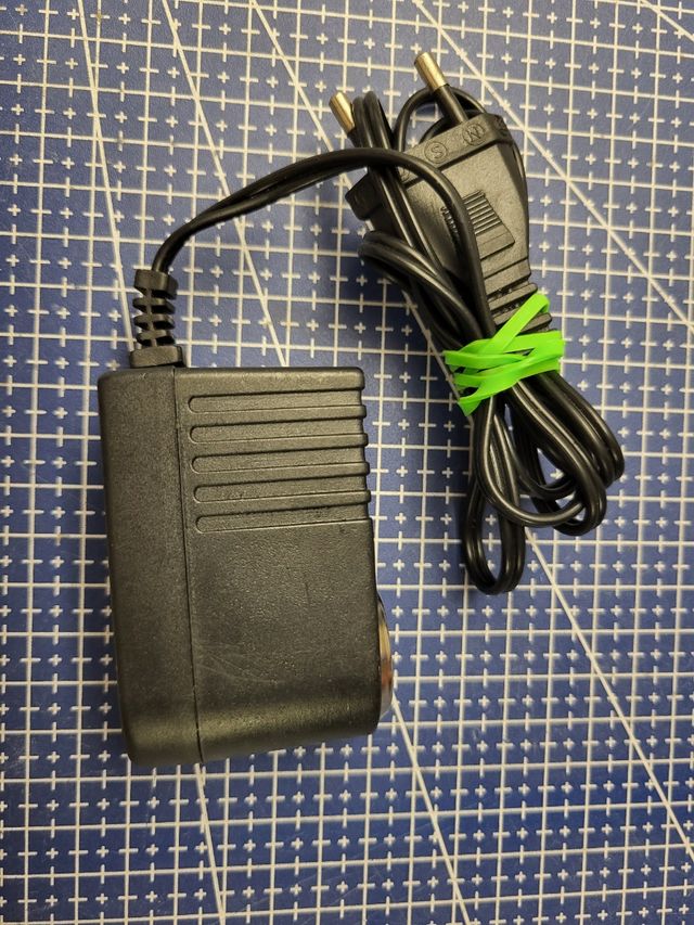 Adattatore AC-DC 12V 500mAh