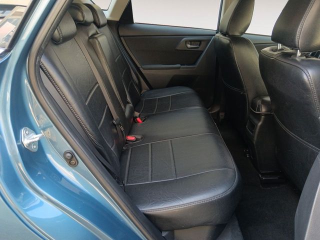 Toyota Auris Hybrid Active