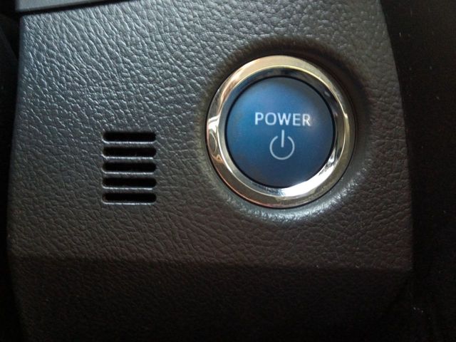 Toyota Auris Hybrid Active