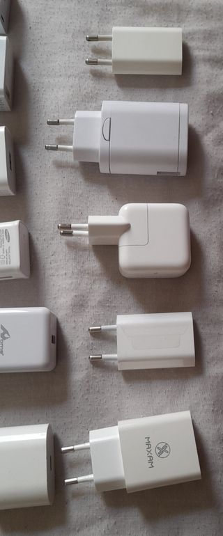 25 Cargadores - 2 Apple