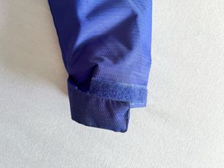 Mono esquí niño azul