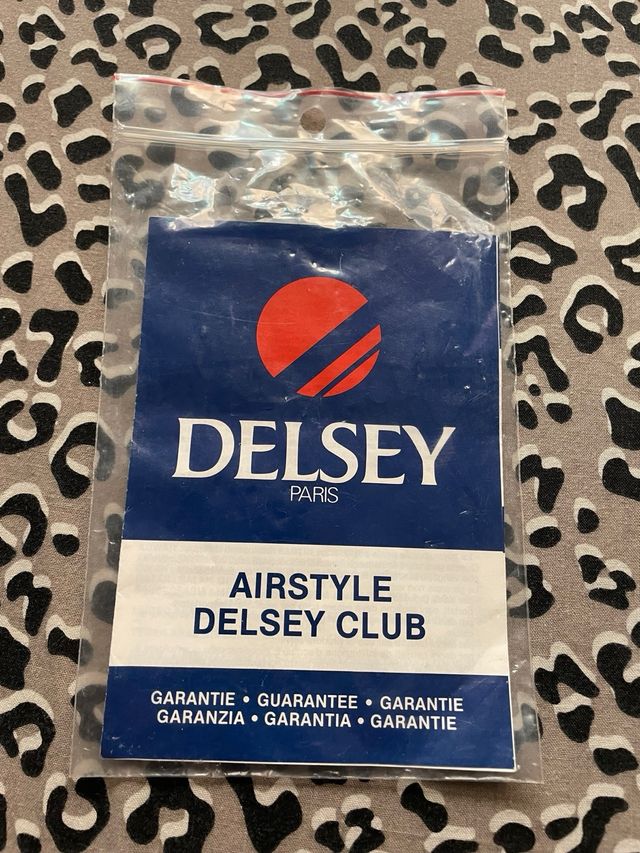 Maleta Delsey Paris rígida retro