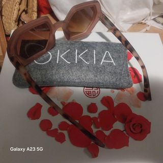 Gafas Okkias hexagonales - beige