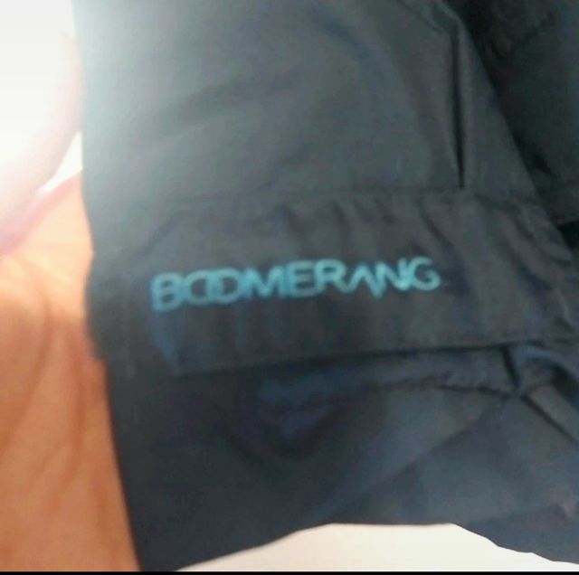 Chubasquero niño K-Way azul marino La talla es 15