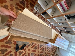 Alfombra escalera beige