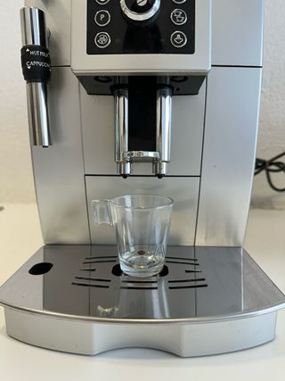 Cafetera Delonghi ECAM 23.420.SB - superautomática