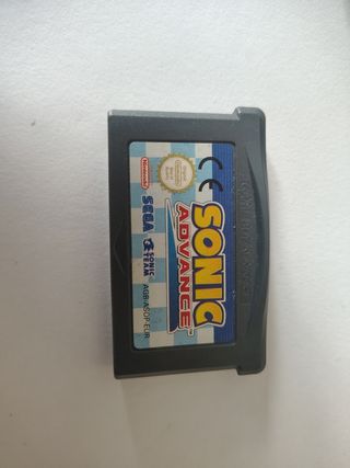 Sonic Advance - Game Boy Advance