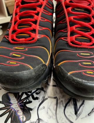 Zapatillas Nike Air Max Plus TN rojas y negras