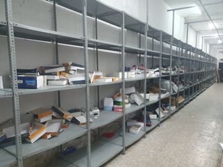 80 metros x 3 de alto, Estanterías metálicas usada