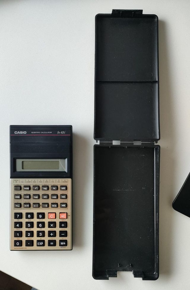 CASIO fx-82C Calculadora científica