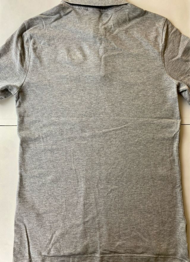 Polo Nike Talla M - Gris,en Perfecto Estado de Uso