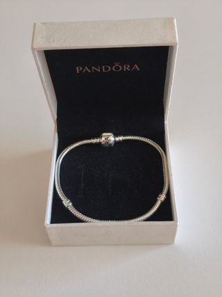 Pulsera Pandora Plata de Ley 925. Mide 20 CM.