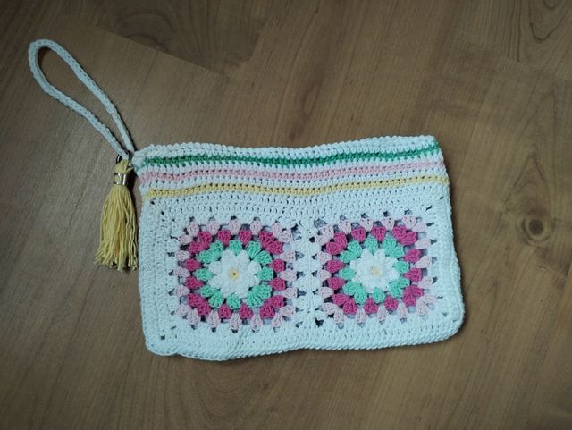 Bolso crochet blanco rosa