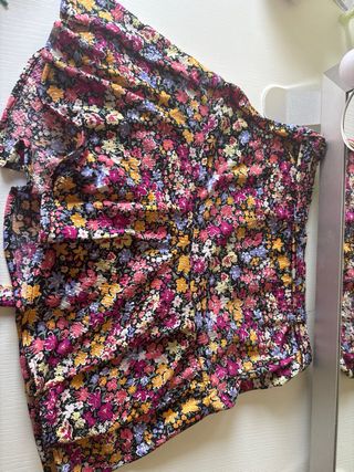 Falda pantalón flores multicolor talla S