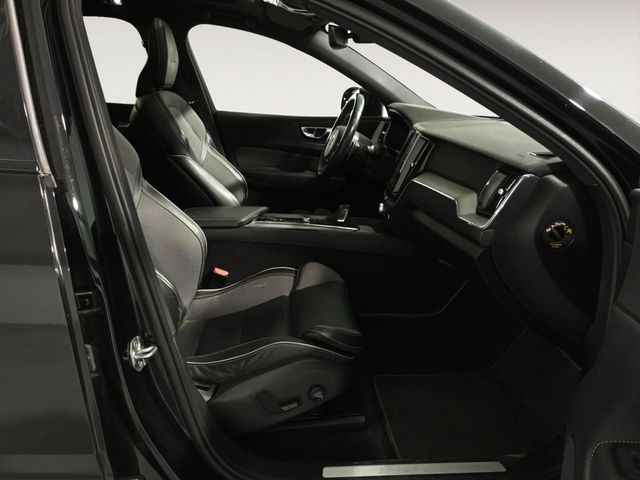 Volvo XC60 T8 R Design PHEV AWD