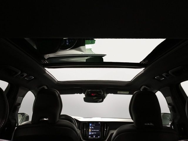 Volvo XC60 T8 R Design PHEV AWD