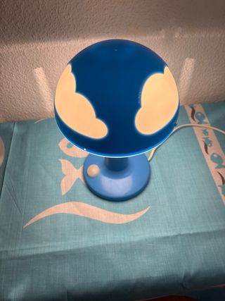Lámpara seta Ikea infantil