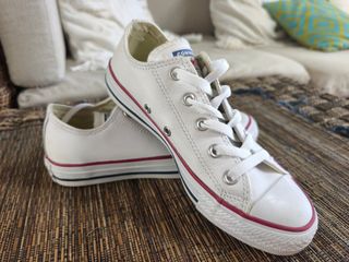 converse blanca de cuero