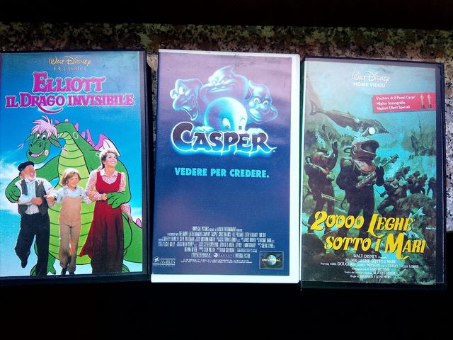 VHS Elliott & Casper & 20000 Leghe
