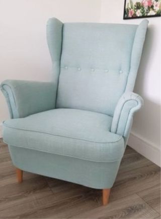 Sillón orejero Ikea Strandmon turquesa