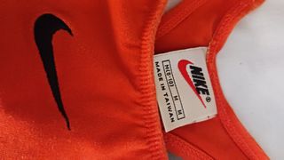 Top Nike Naranja