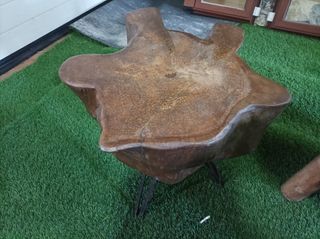 Mesa y 2 taburetes madera