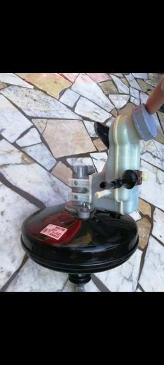 Pompa freni ed servono freni Suzuki Swift Sport