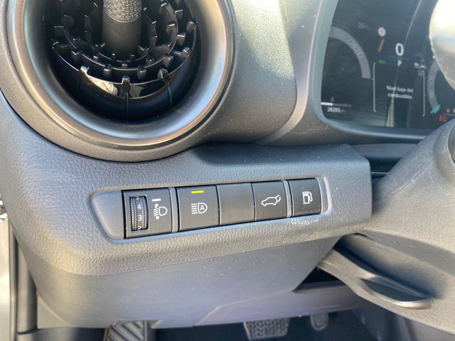 Toyota C-HR 2024 - Seminuevo Híbrido Etiqueta ECO