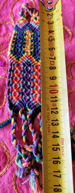 PULSERA TEJIDA MULTICOLOR 