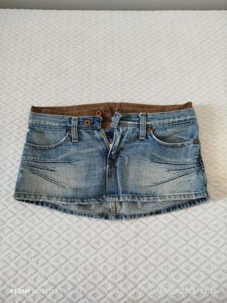 Jeans con bottoni vintage