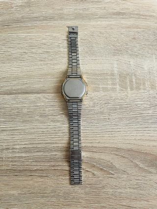 RELOJ
