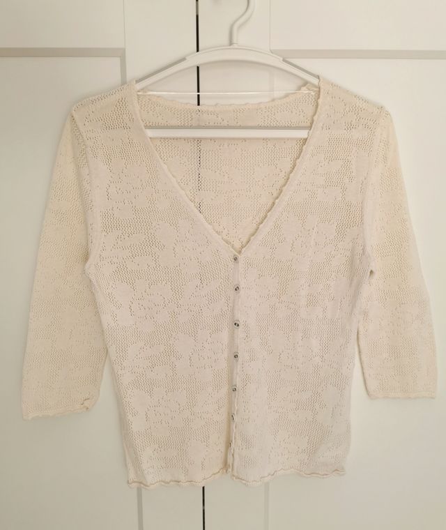 Chaqueta beige de punto