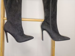 Botas altas negras tacón aguja