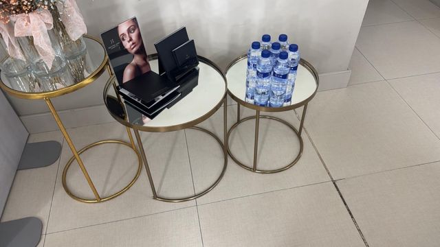 Juego 3 Mesitas Doradas Metal/Cristal