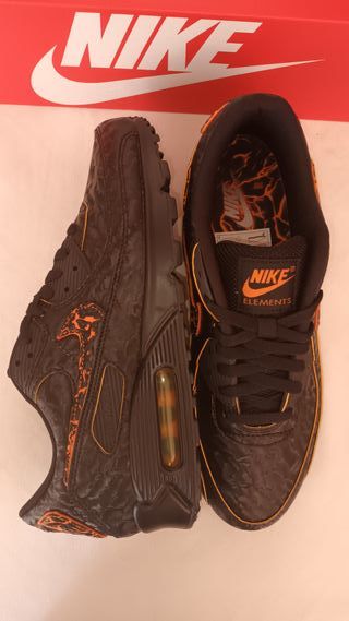 NIKE AIR MAX 90 QS. 42.5 y 43
