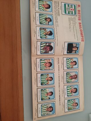 Álbum Fútbol 75/76