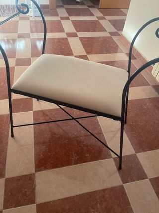 Banqueta metal y tela beige