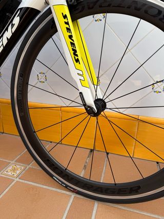 Bicicleta carretera eléctrica Stevens